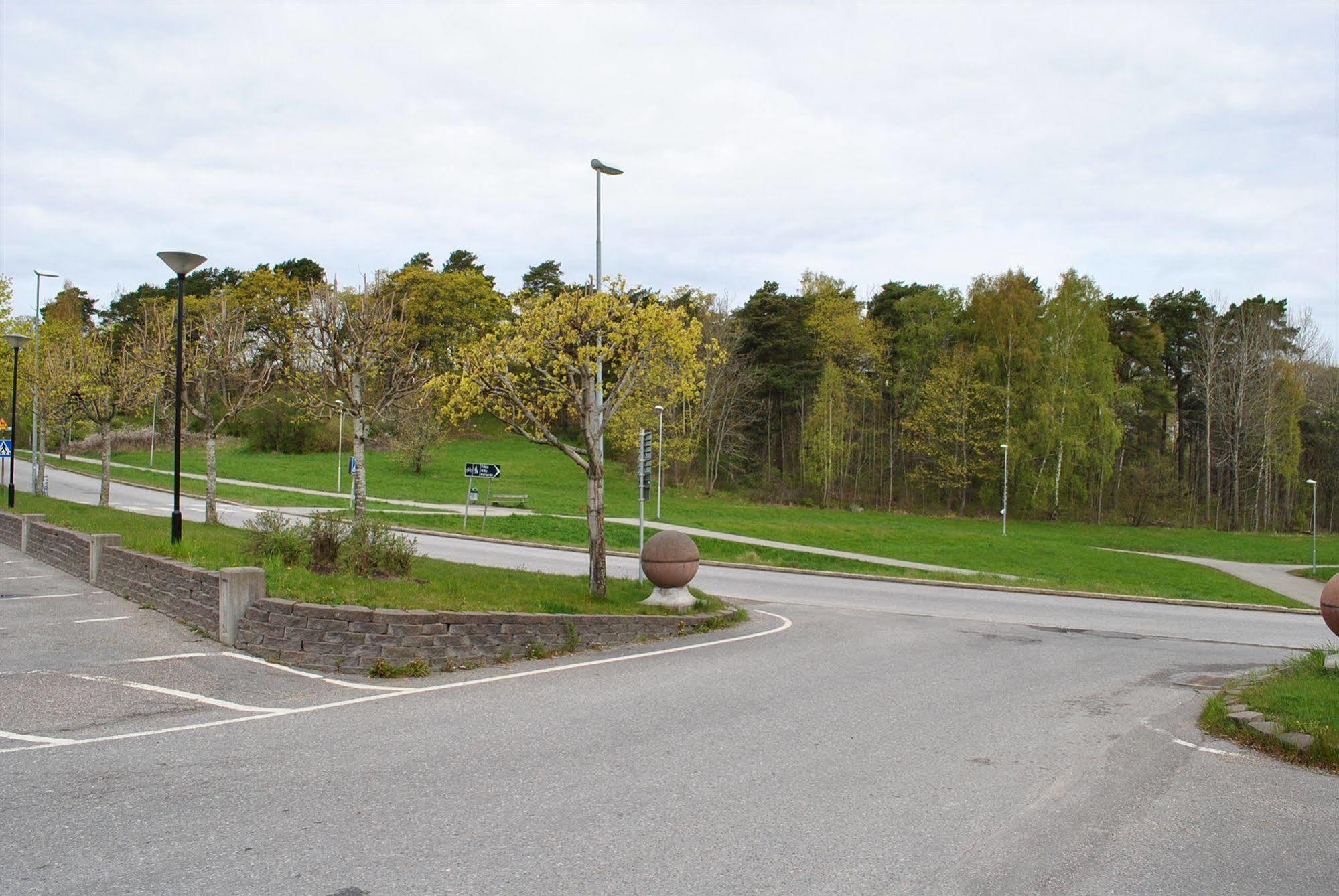 Slagsta Motell & Waerdshus Norsborg Bagian luar foto
